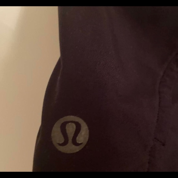 lululemon speed up shorts - Picture 3 of 4